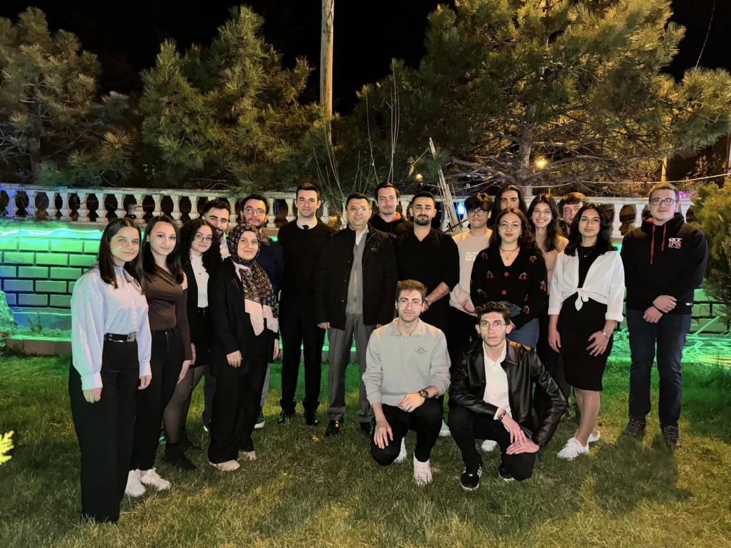 Hocalarıyla iftar yaptılar 1